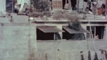 日本人聪明还是非常聪明的知道日本是岛国没有纵深。知道挖洞。躲避轰炸。真打起来。日