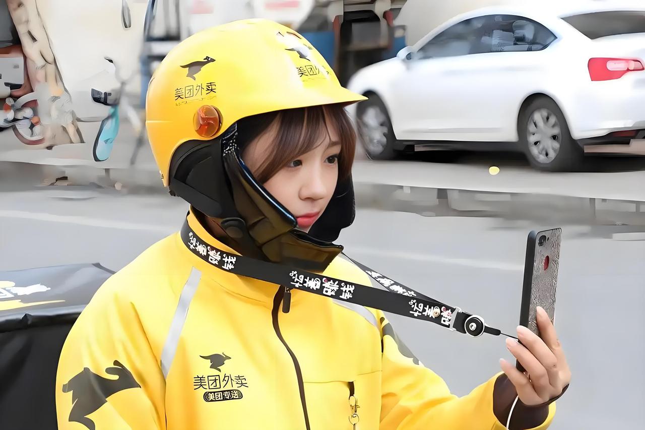 若外卖超时你会给外卖员差评吗 外卖超时会不会给差评，这事儿不能一刀切。有人觉得要