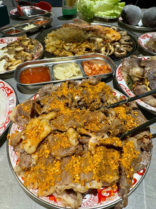（个人认为）南京最牛逼好吃的东北烤肉。。。