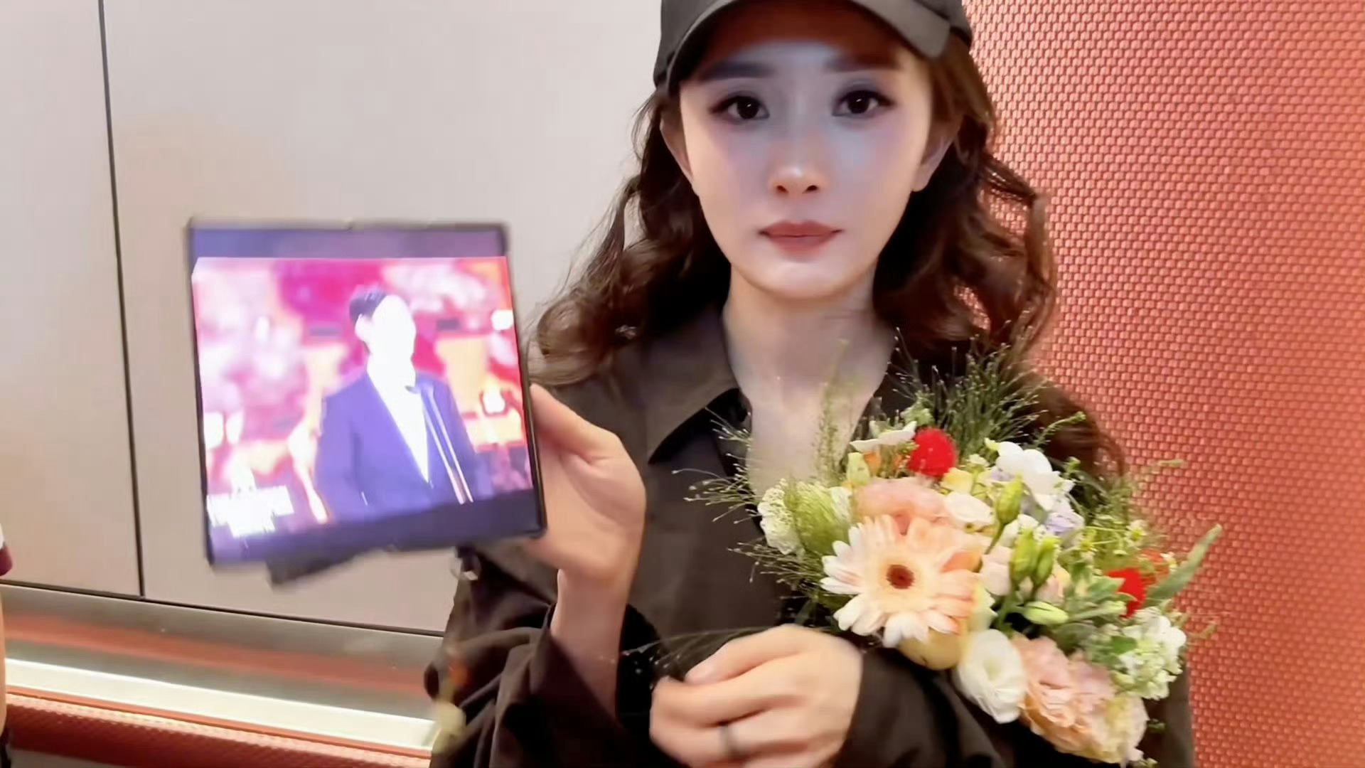 杨幂下回别再拍了哈哈哈哈姐姐拍照技术绝了