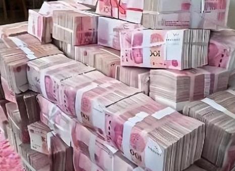 如果有人愿意拿450万元现金，去买一张中了500万元的彩票，你会心动吗？

彩票