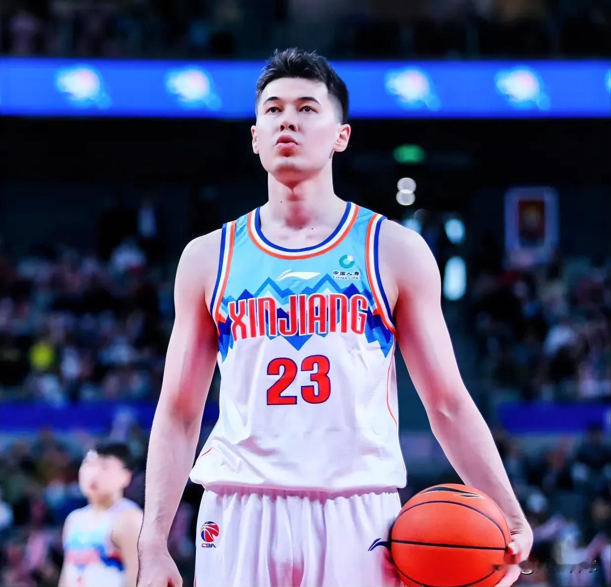 太丢脸了！新疆91-98不敌新疆，看看数据谁应该来背锅！
琼斯：11中5，拿下1