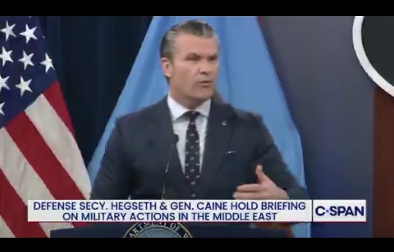 针对有关美国袭击伊朗女子学校的报道，美国防部长赫格塞斯表示：“我们不会让报道左右