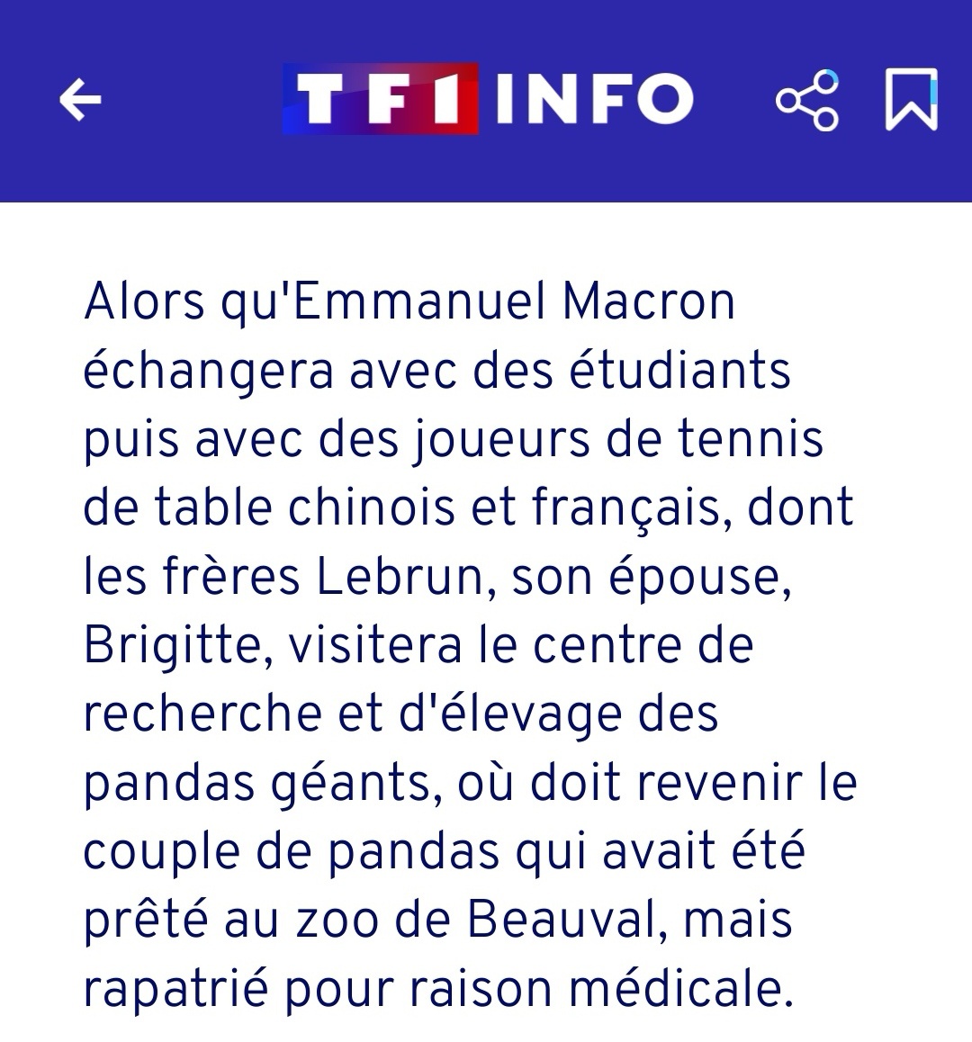 在埃马纽埃尔·马克龙与学生以及中法两国的乒乓球运动员（包括勒布伦兄弟）进行交流之