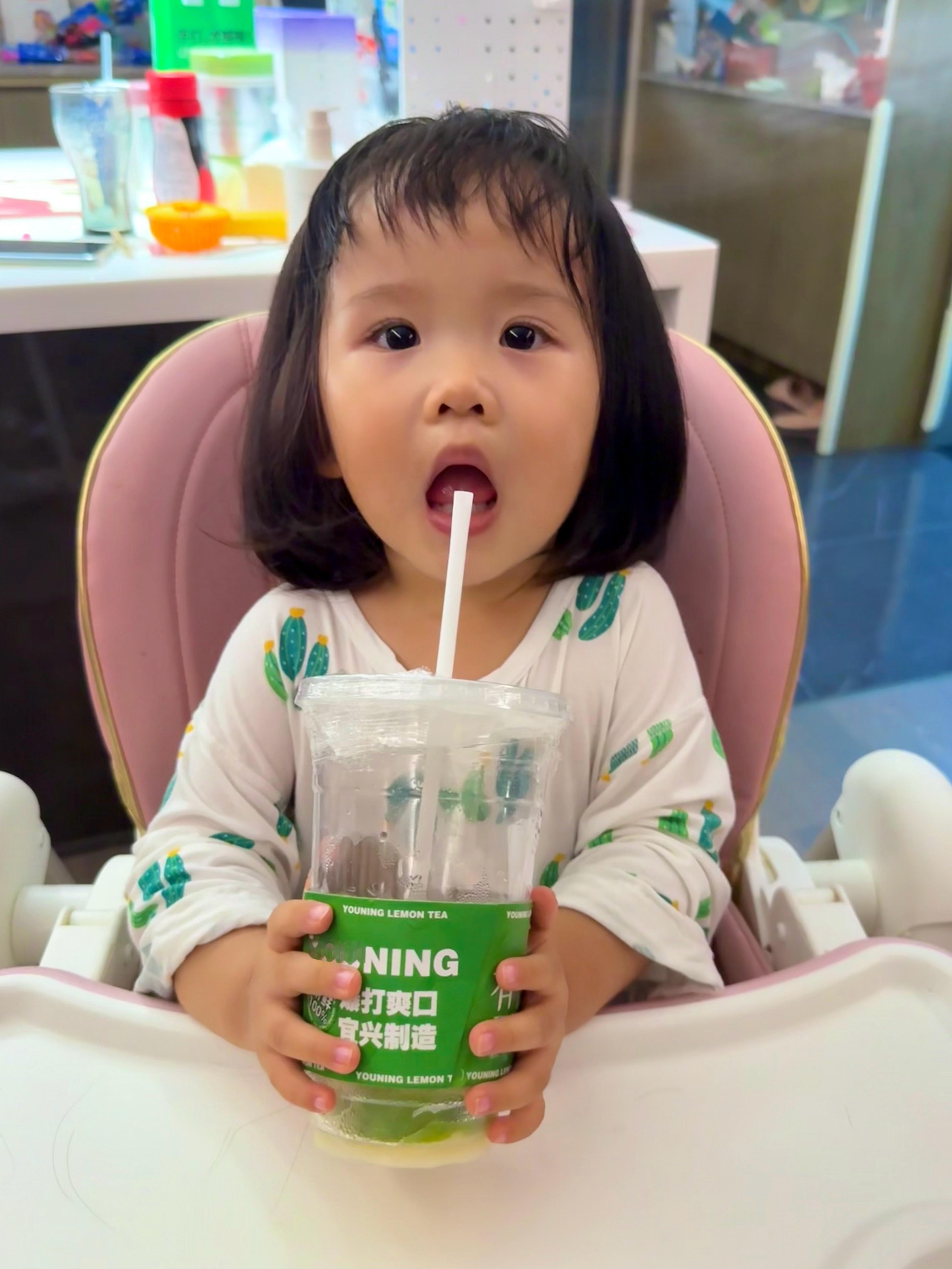 我亲自操刀给树剪了沐言bobo头。 ​​​