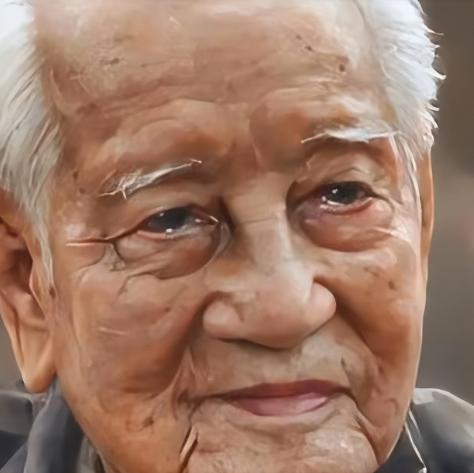 1988年，“中国核潜艇之父”黄旭华，在南海做深潜试验时，顺道回了趟家，看望自己