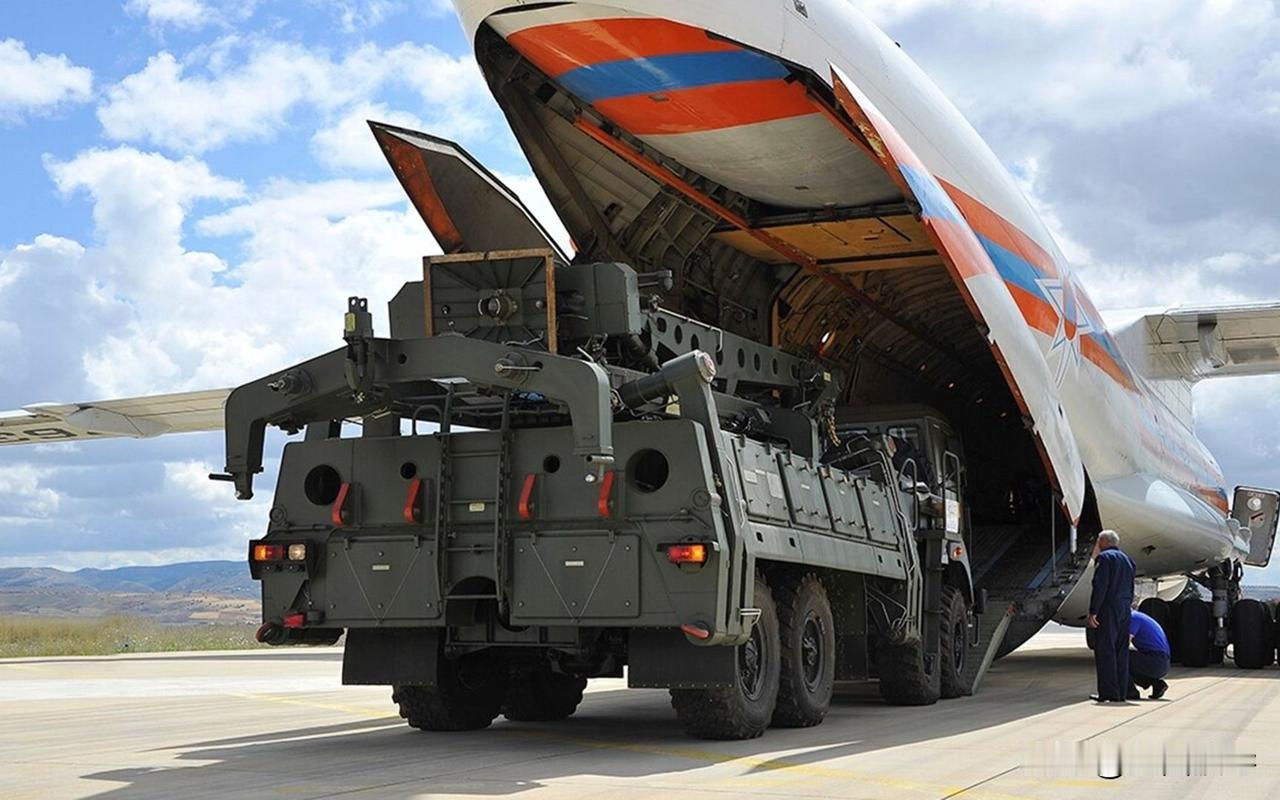 S400和F35，俄罗斯和美国之间，土耳其都选择了后者，有消息称，美国愿意放弃限