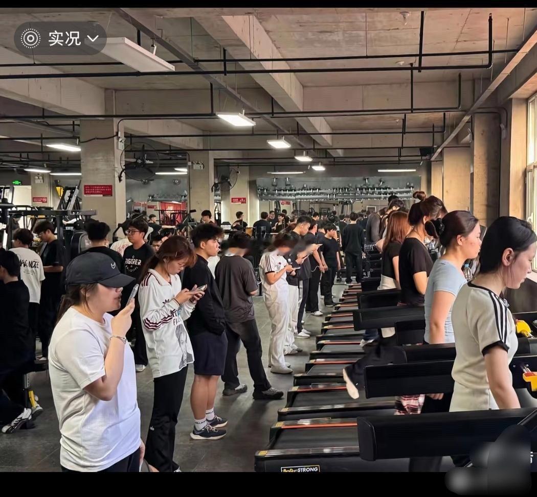 到底图个啥啊 