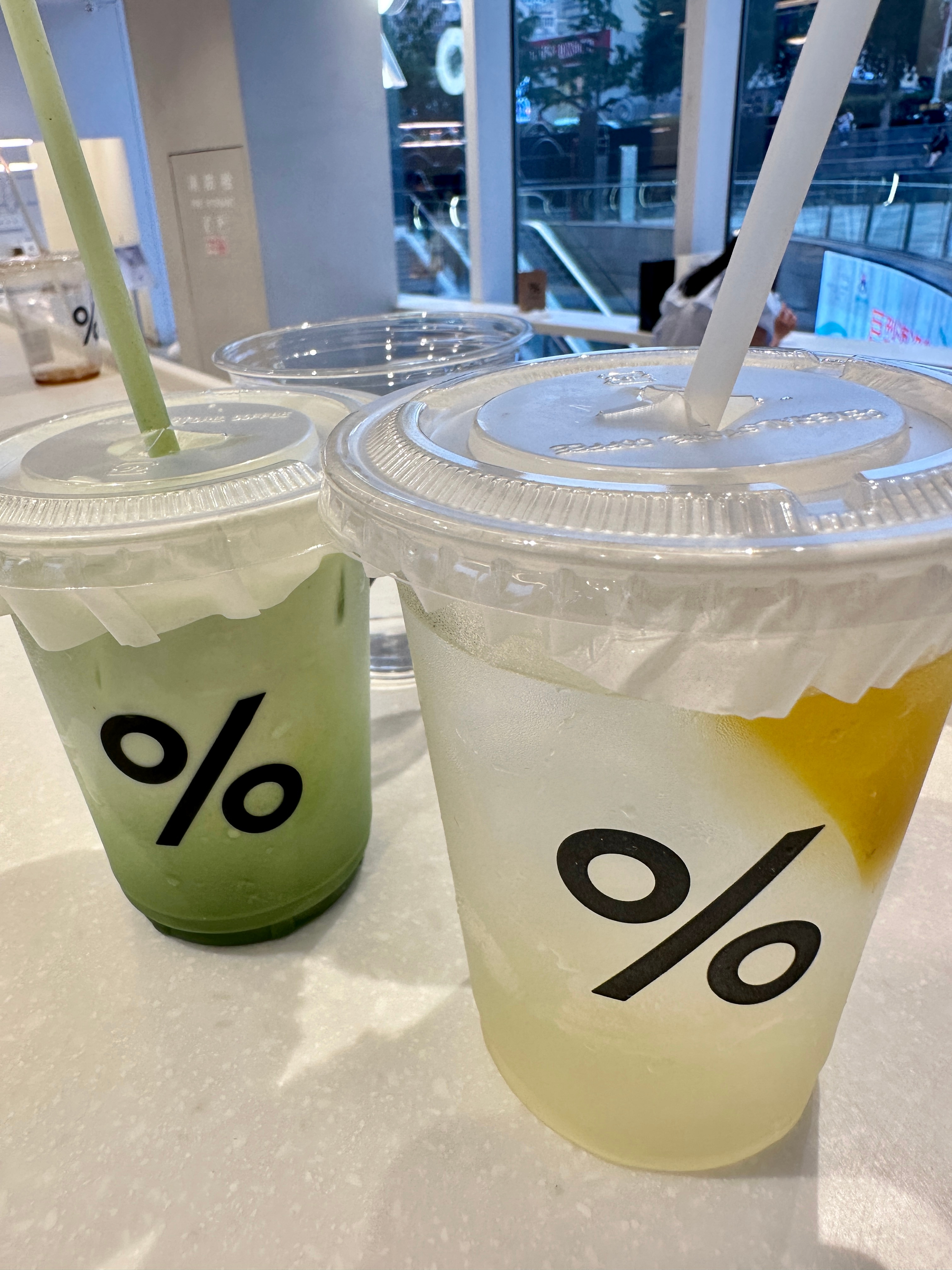立秋了，愿秋天的风吹来的都是好消息，祝我们秋天快乐！