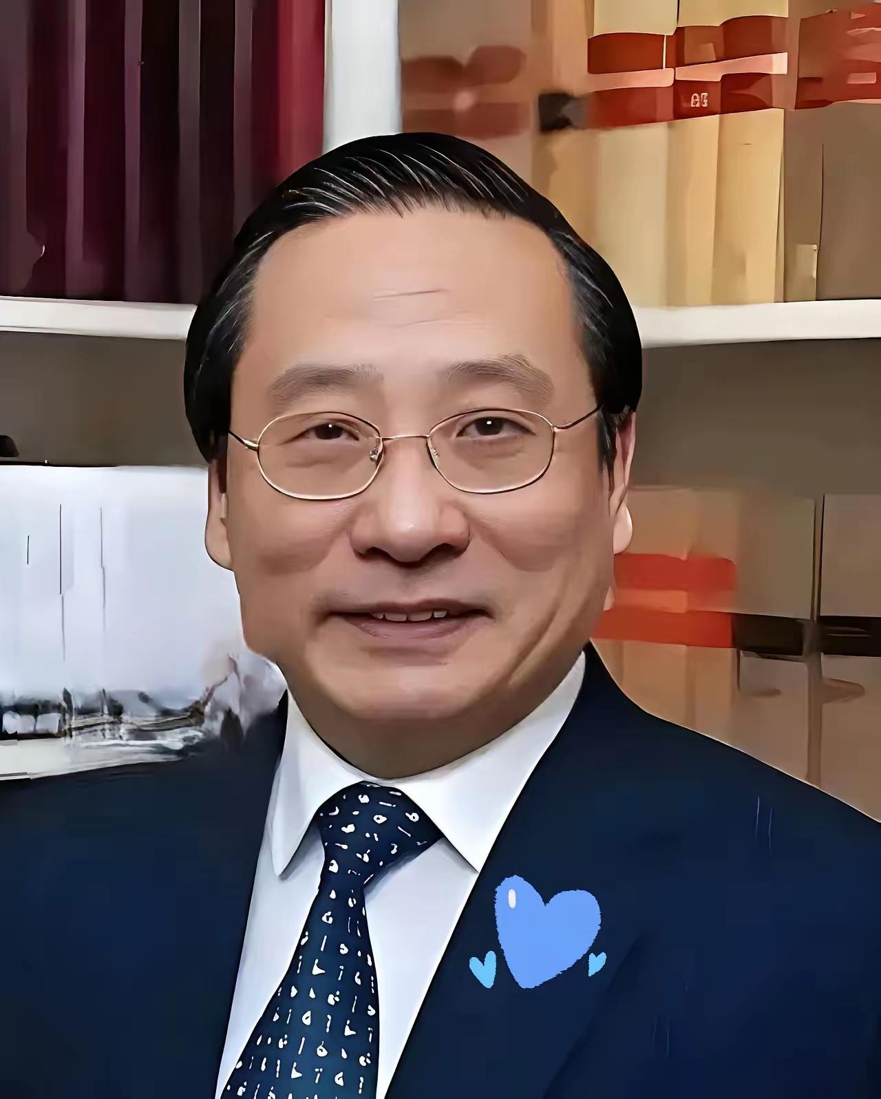 快讯！快讯！
​​​刚刷到凤凰卫视新闻
​​中国已经正式通报日本，全面暂停进口他