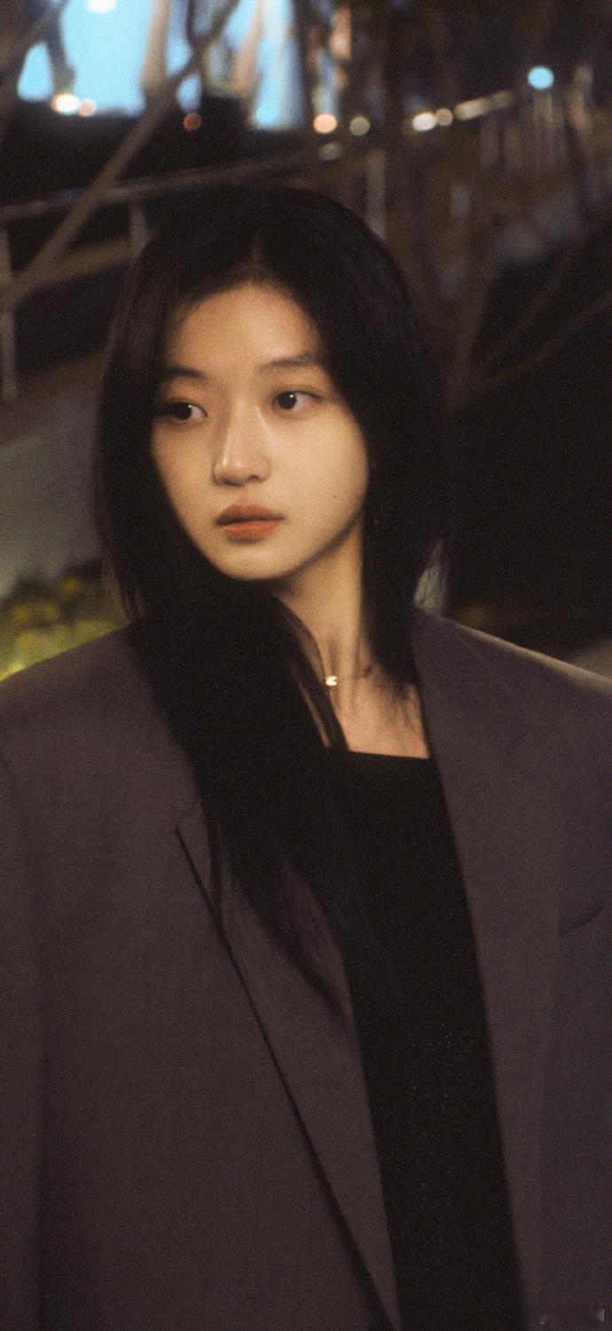 幸好是孙千孙千就是适配尚之桃的不二人选，她懂这个普通女孩的挣扎，不会把人物塑造成