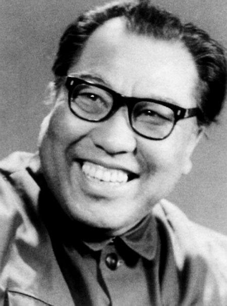 孙笑非（1925--1991年），原名孙克忠，黑龙江肇东人。1947年参加东北文