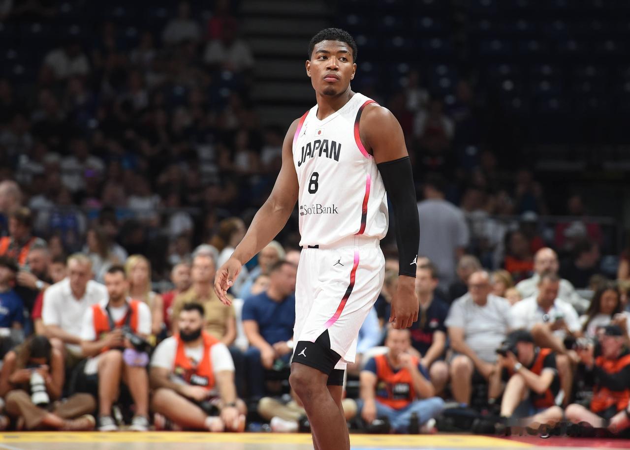 NBA湖人球星八村塁宣布回归国家队，日本男篮实力接近亚洲顶级！
与此同时，河村永