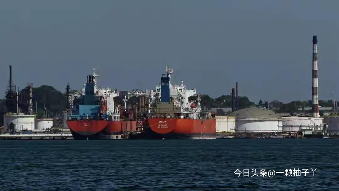 中国援助古巴的粮食近期顺利抵港，全程真实可查。我国先是兑现3万吨大米援助，后又追