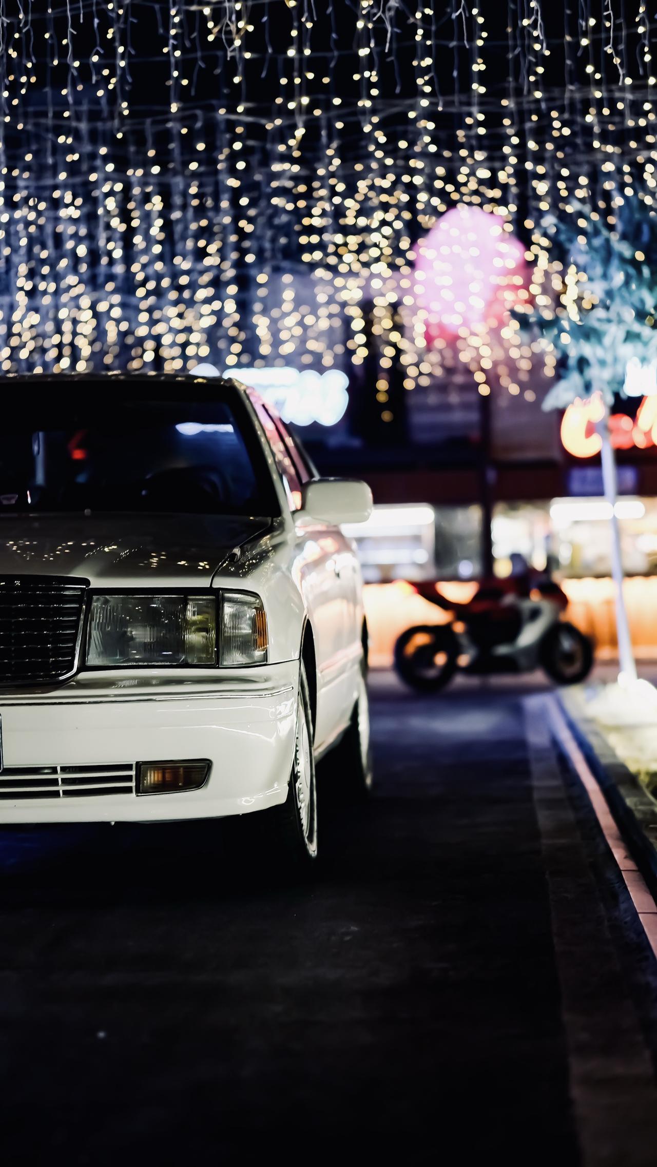 不是它老了，而是我们长大了！怀旧本质上是一种人类的情感智慧——它像一座桥梁，连接