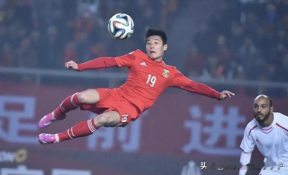 澳大利亚VS中国，原定10月10日17：00改为17：10，很多球迷们在说，这将