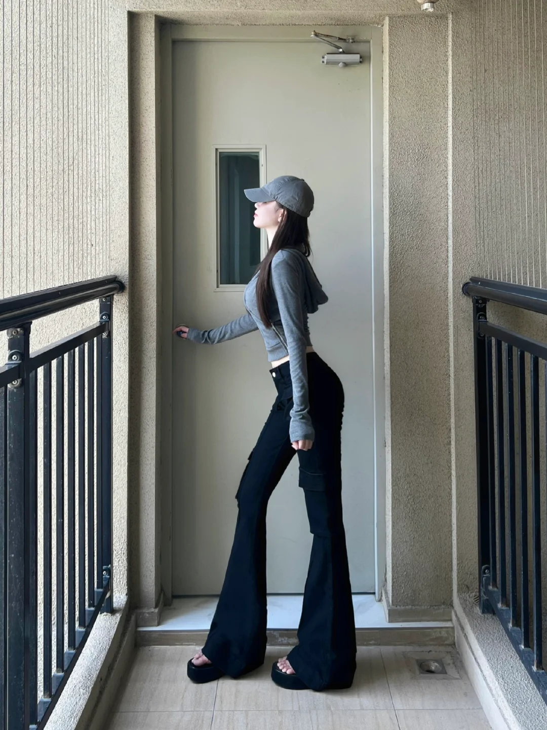 这种是不是秋天穿有很日常的休闲感！