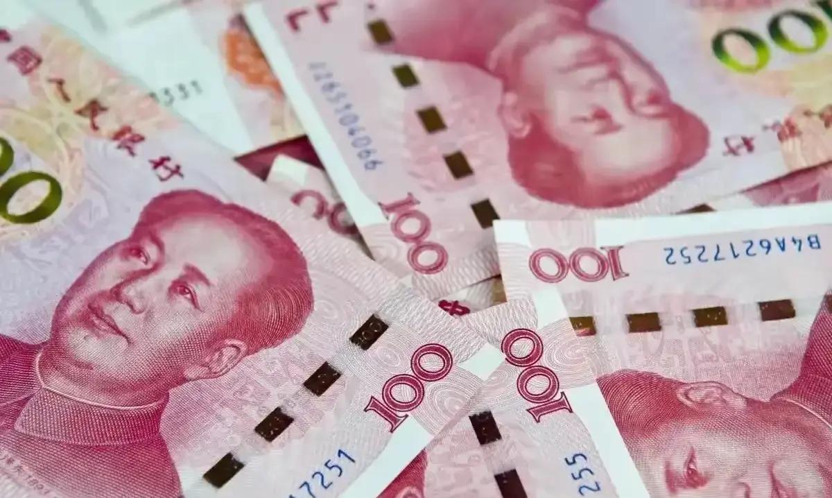 6月22日，端午假期过后第一天，有5个万万没想到：

上班第一天，五个消息把人拍