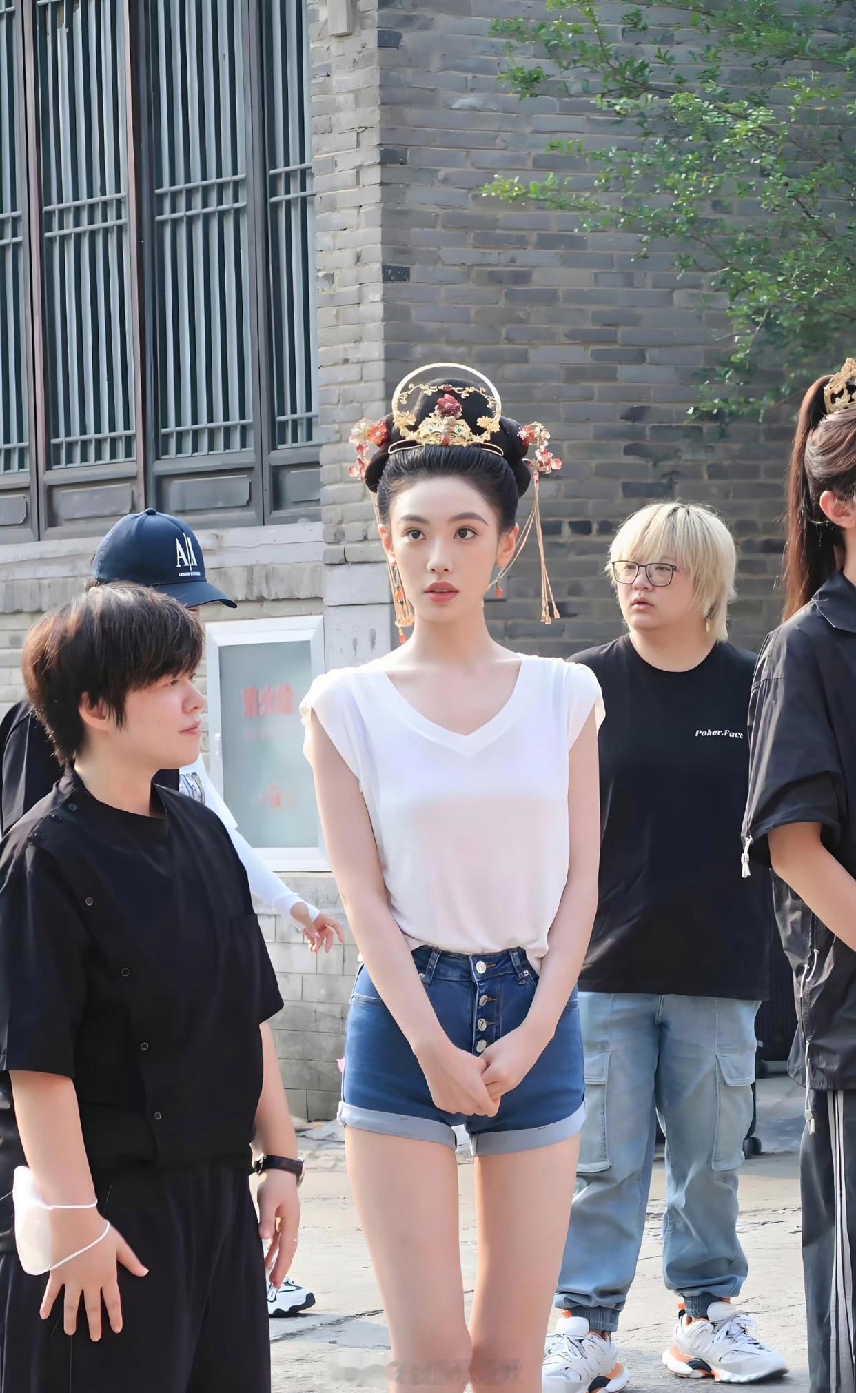 听说是网红四美之一 