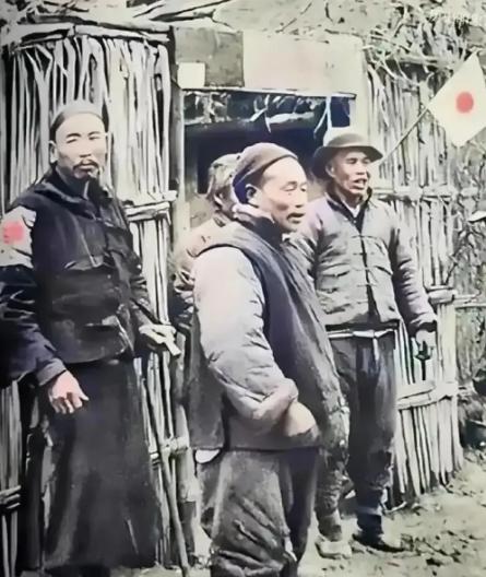 1941 年，一名汉奸光天化日之下欺凌酒商妻子，行径恶劣至极。我方敌工部长震怒不