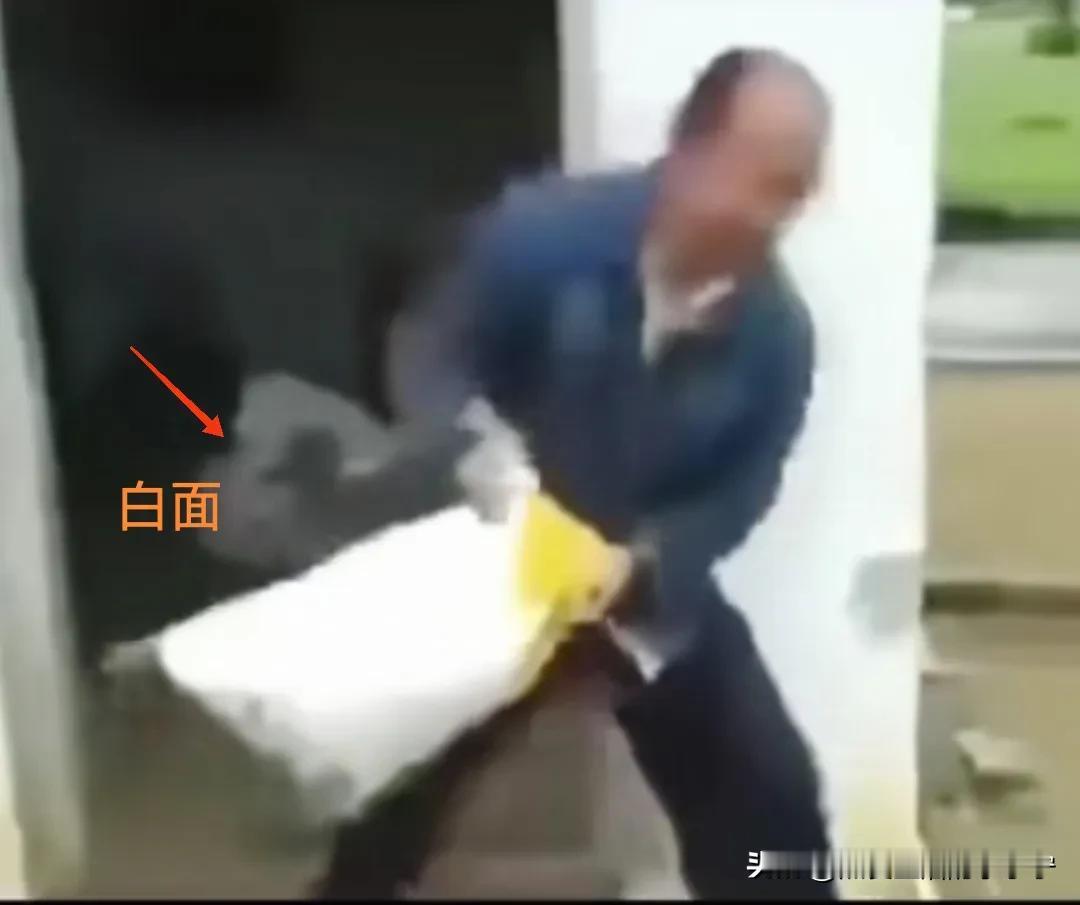 不为嗟来之食，不为五斗米折腰！为霸气老汉点赞[赞]
    村干部一行十余人去贫