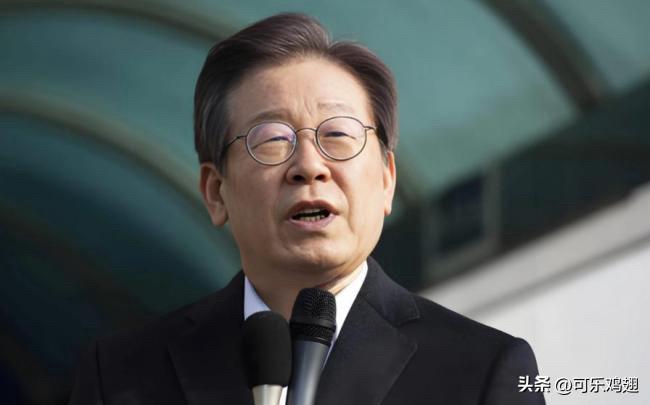 就在刚刚！

韩国总统罕见承认了！

9月22日，韩国总统李在明在路透社专访里抛