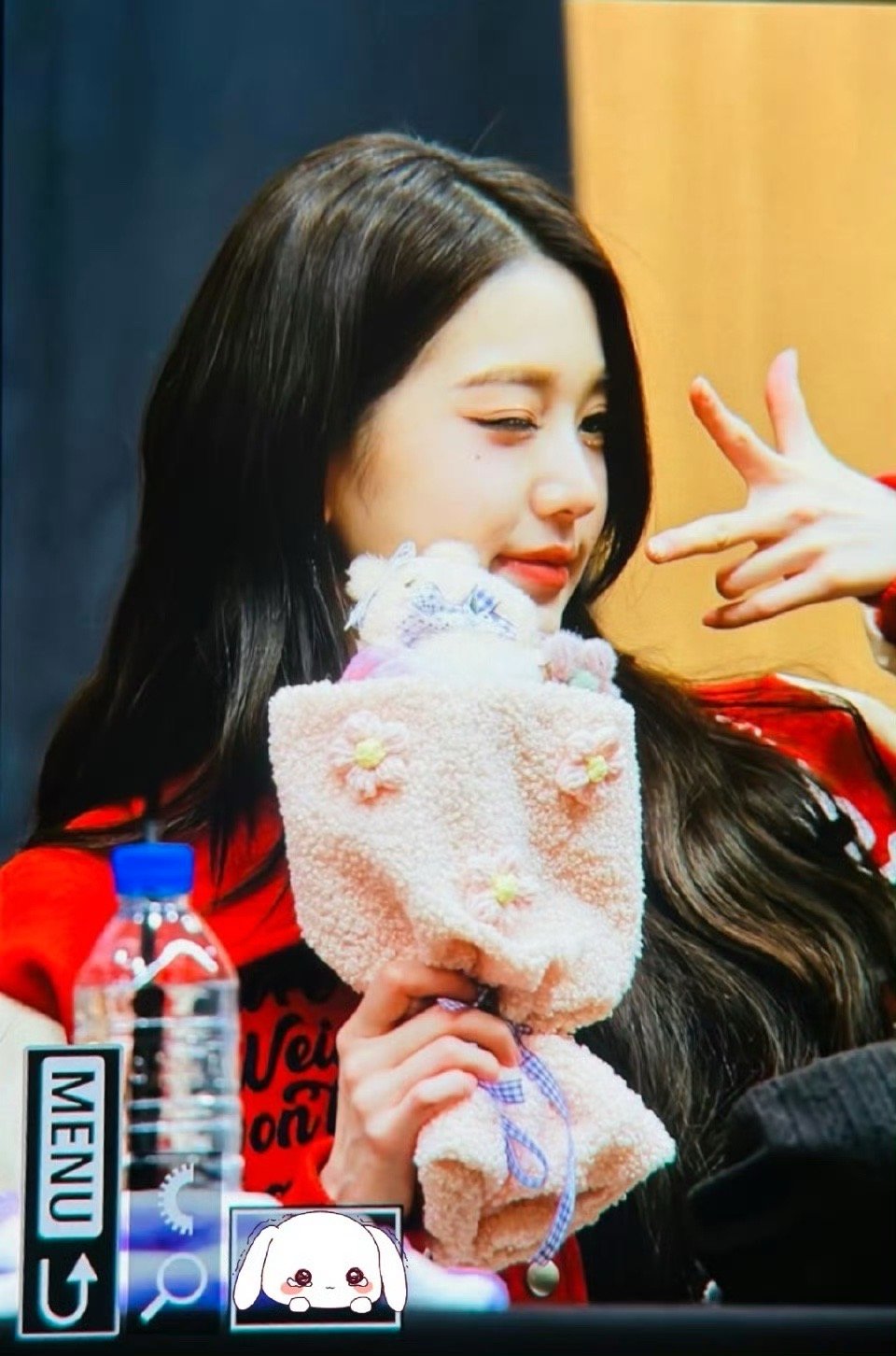 三年前的今天我被我姐姐的红色棒球服帅哭了 