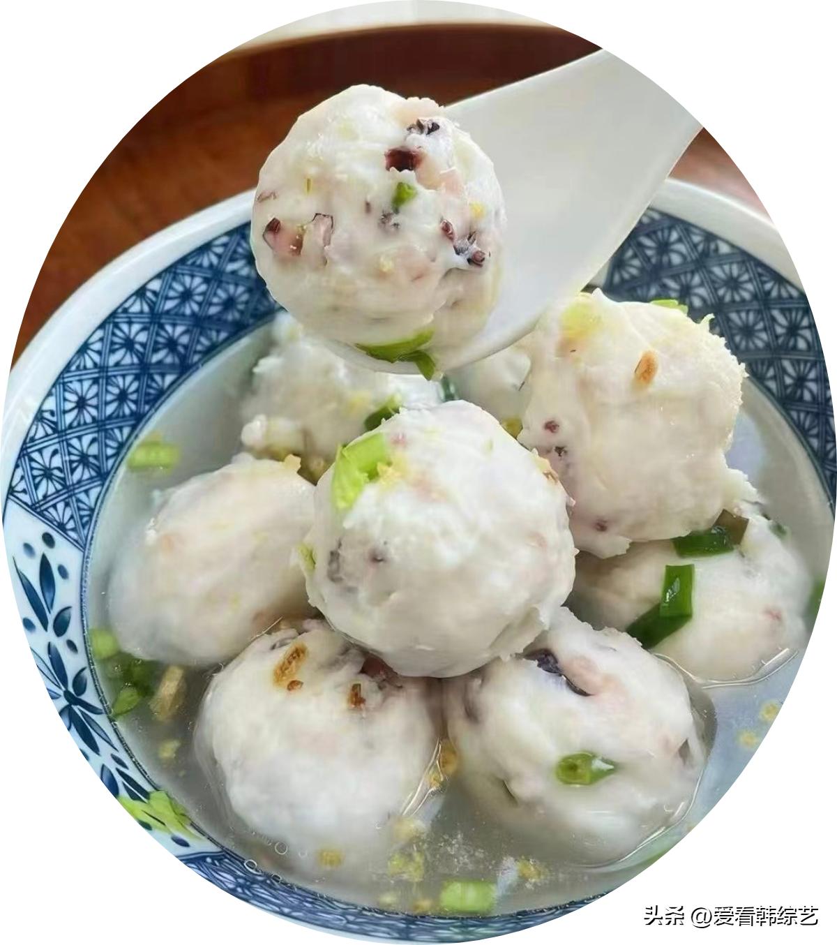 夏日生活打卡季2. 谁能拒绝一碗现做的鱼丸汤啊！颗颗饱满，鲜掉眉毛，这才是家常菜