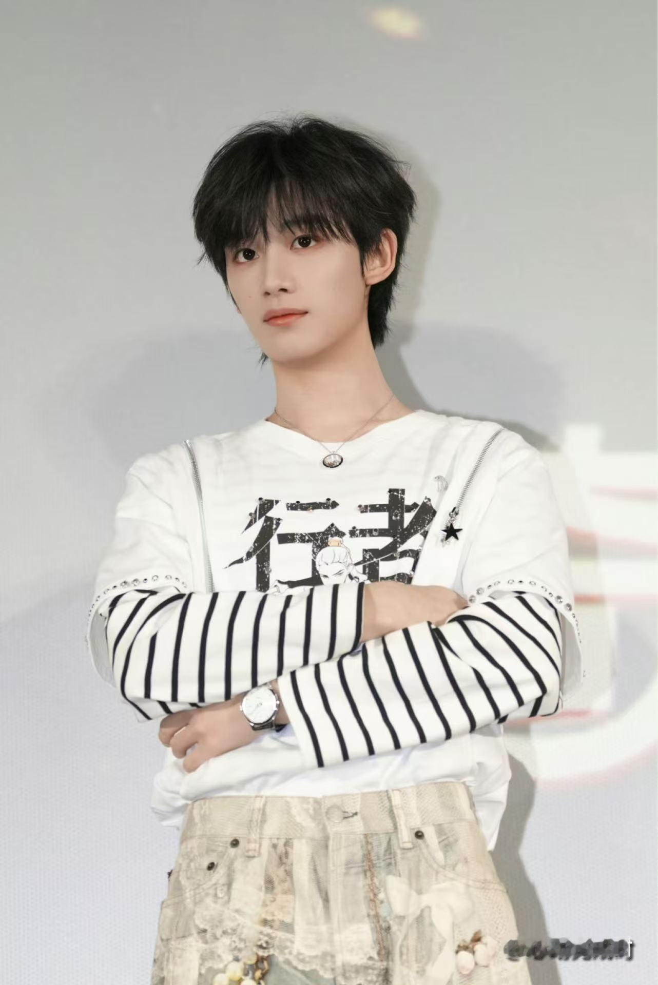 丁程鑫路演隐藏款花絮丁程鑫更新隐藏款花絮丁程鑫更新隐藏款花絮，好看，绝啦 ​​​