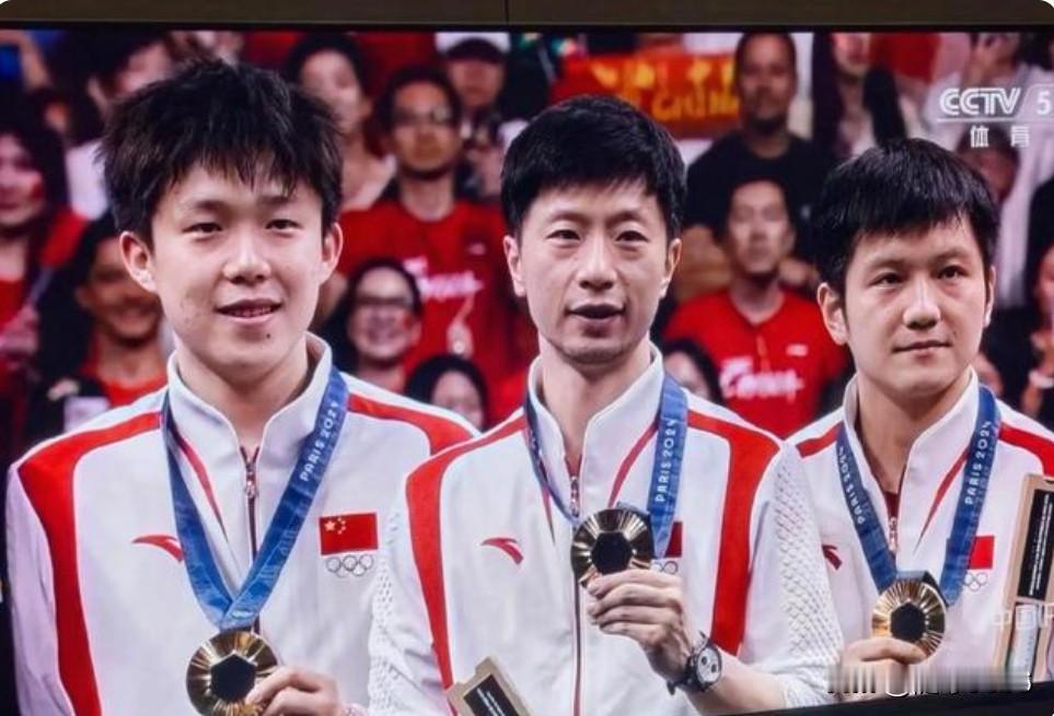 所以饭圈的所作所为，根本目的就是想搞垮中国乒乓球队，一边网暴樊振东不回归，一边又