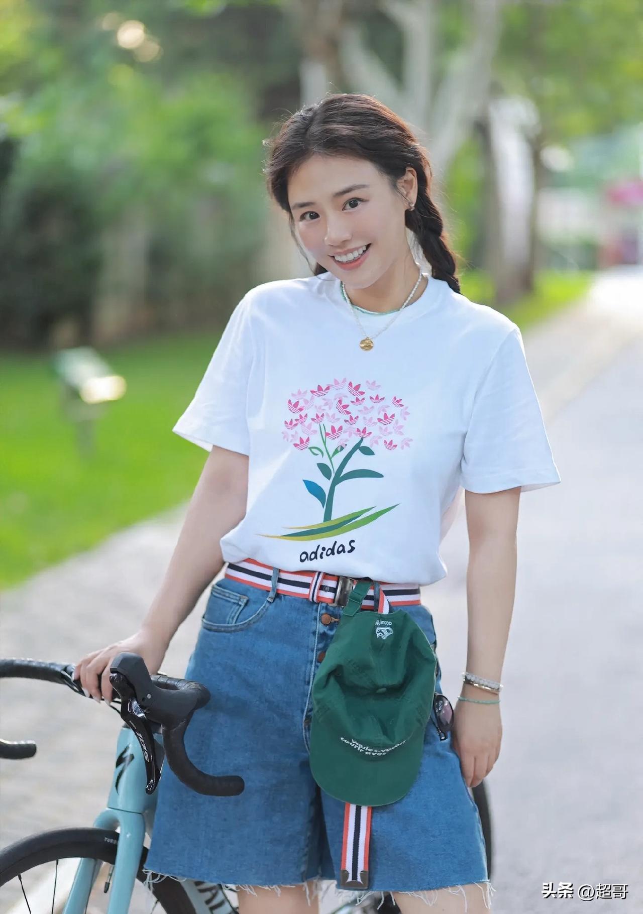 全网恭喜！马思纯官宣单身，网友：姐姐终于清醒搞事业

内娱最让人舒气的瓜来了！