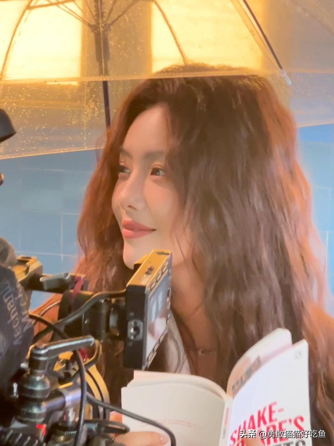 蔡文静分享图片