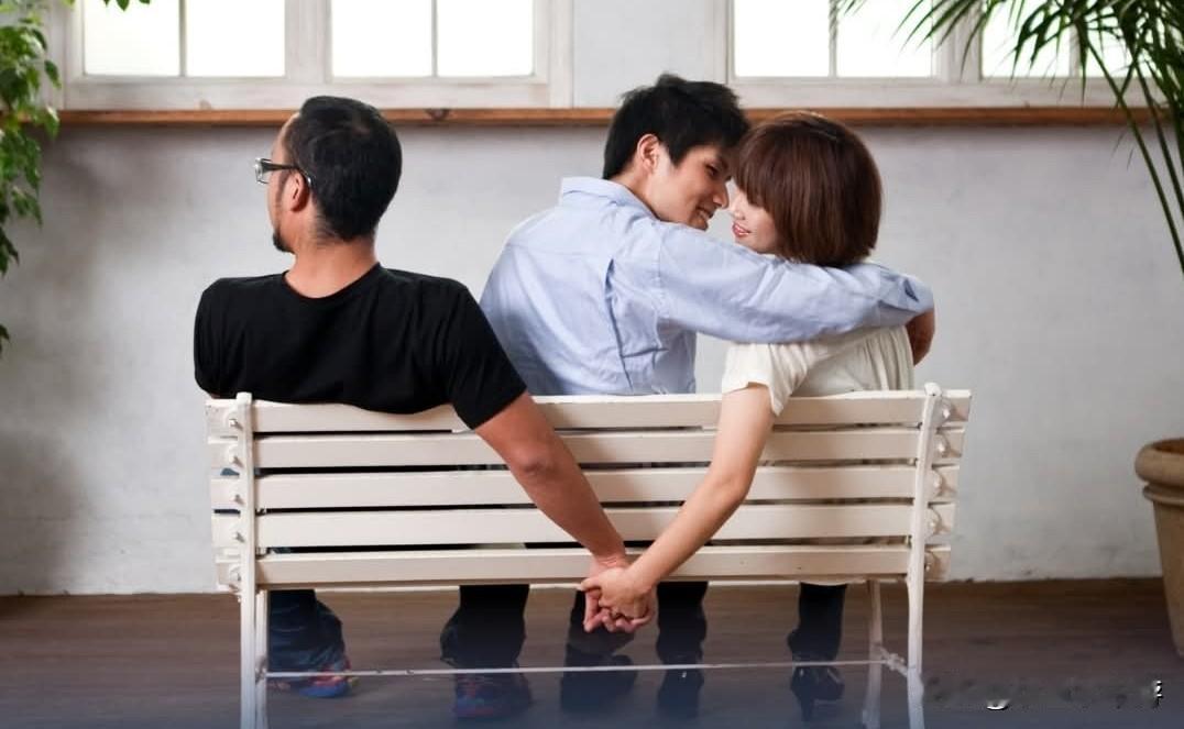 根据统计，泰国的婚外情承认率高达51%，位居全球第一！