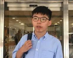 29岁的黄之锋，本来盼着2027年1月出狱，满打满算就剩4个月就能重见天日，结果