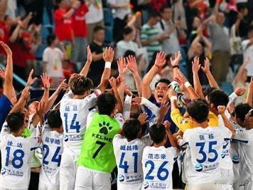 苏超宿迁面向全社会公开招募选拔优秀球员了！
 
2025苏超的绿茵热血还没凉，2