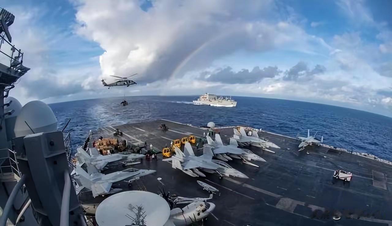 中国海军有超350艘舰艇、260万吨以上，含3艘航母、25艘052D 驱逐舰、3