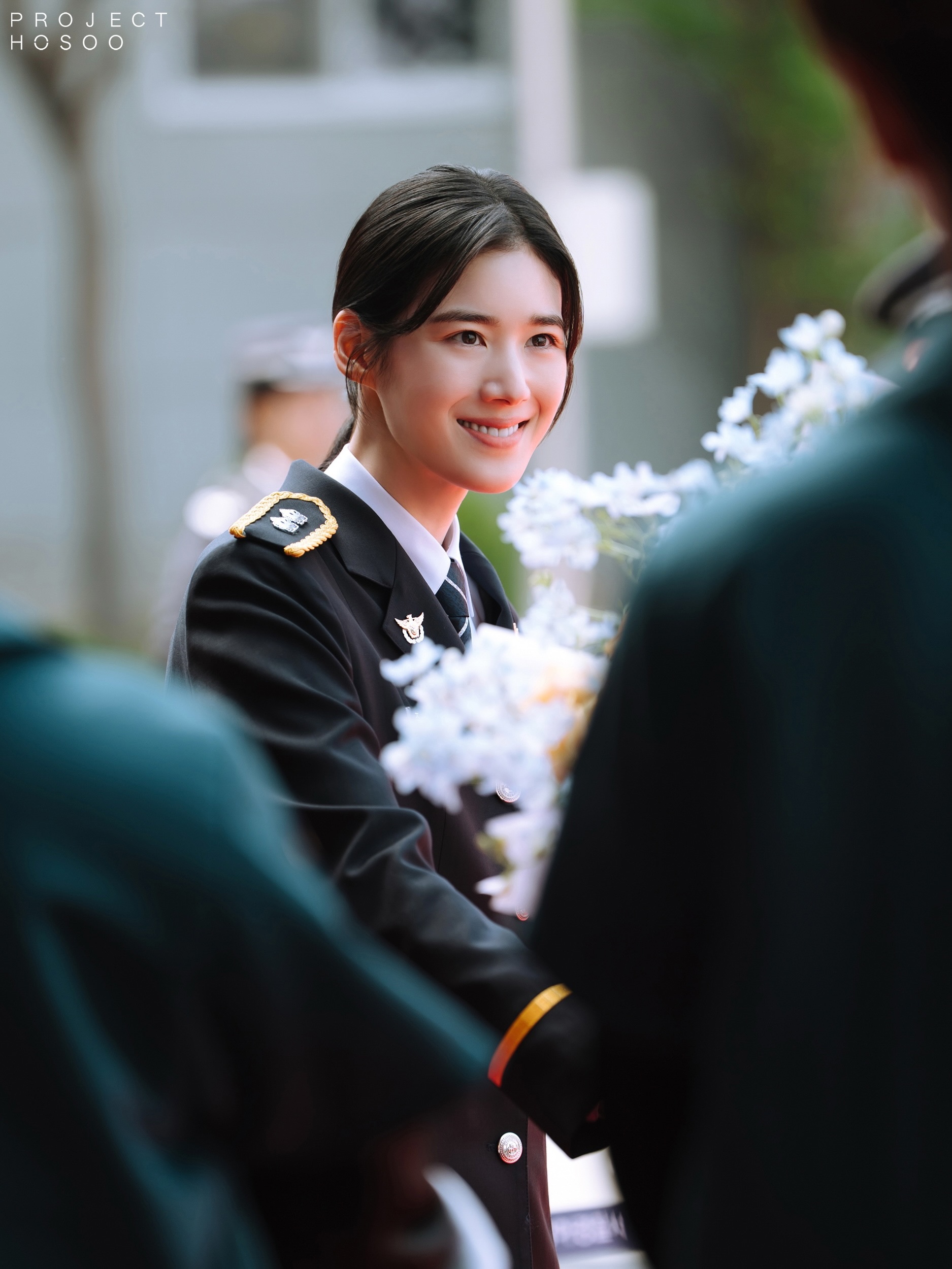 郑恩彩美的很有质感 