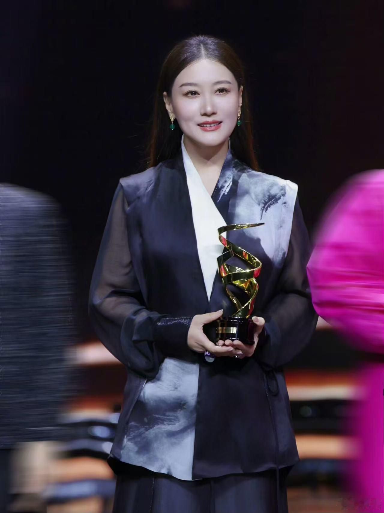 等了好久终于等到今天！谭晶官宣加盟《音乐缘计划2》，那些耳熟能详的神级现场终于要