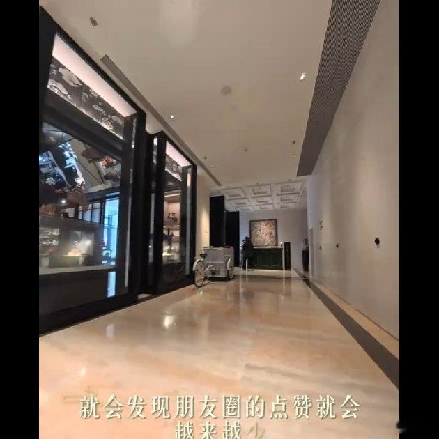 说实话，最近朋友圈安静得我都以为大家集体戒网了🌿 问了身边10个朋友，有8个都
