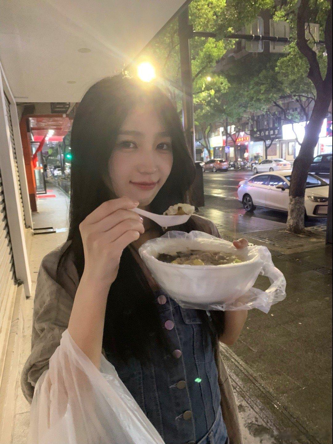 心急吃不了热馄饨 ​​​