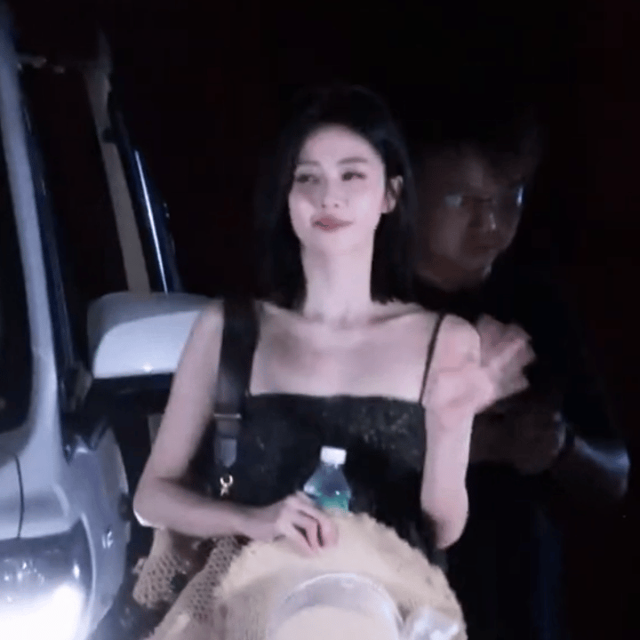 守护梦妍甜甜的月牙笑白鹿王韵娜白鹿开到荼蘼