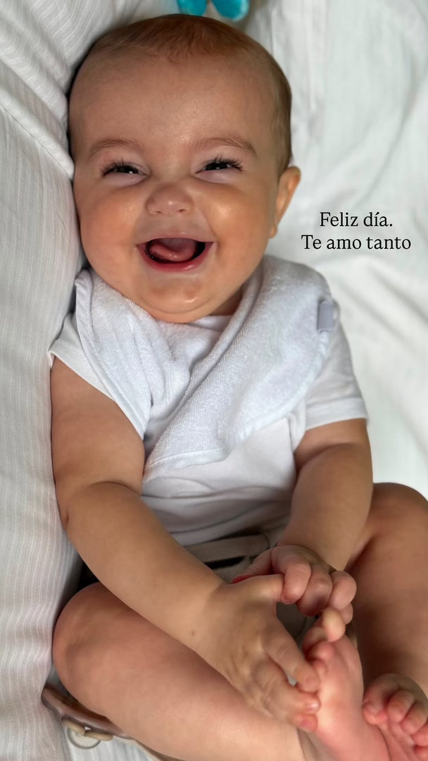 哦～～～😍😍太萌了👶阿玛迪奥·阿尔瓦雷斯😆阿尔瓦雷斯关注阿根廷球员
