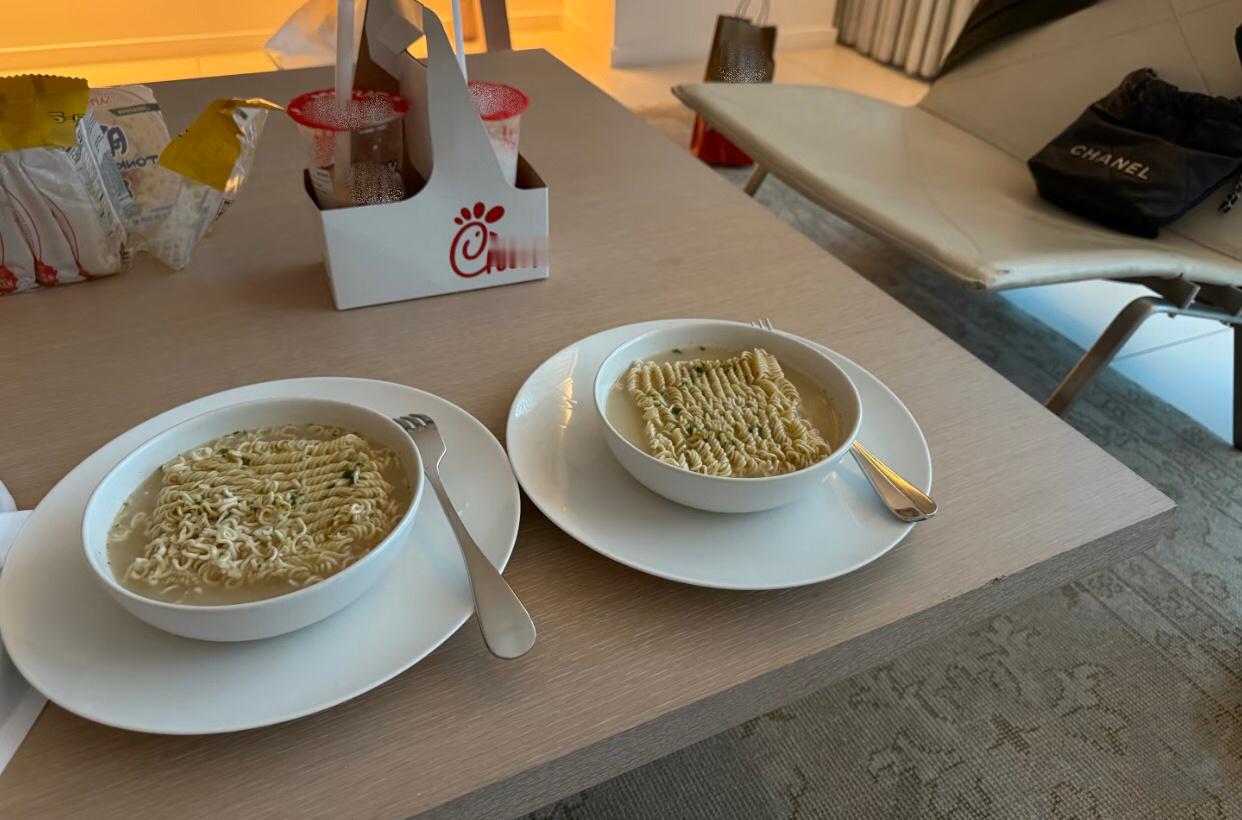 当你把所有的预算都花在酒店上有些人出去旅游就这样既不舍得委屈自己又很舍得委屈自己