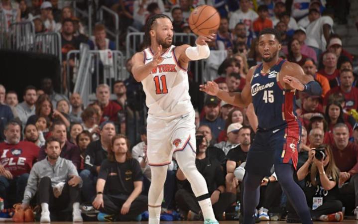 NBA东部半决赛，尼克斯战胜骑士的比赛中，此人可能是最幸运的人，他的经历也足够奇