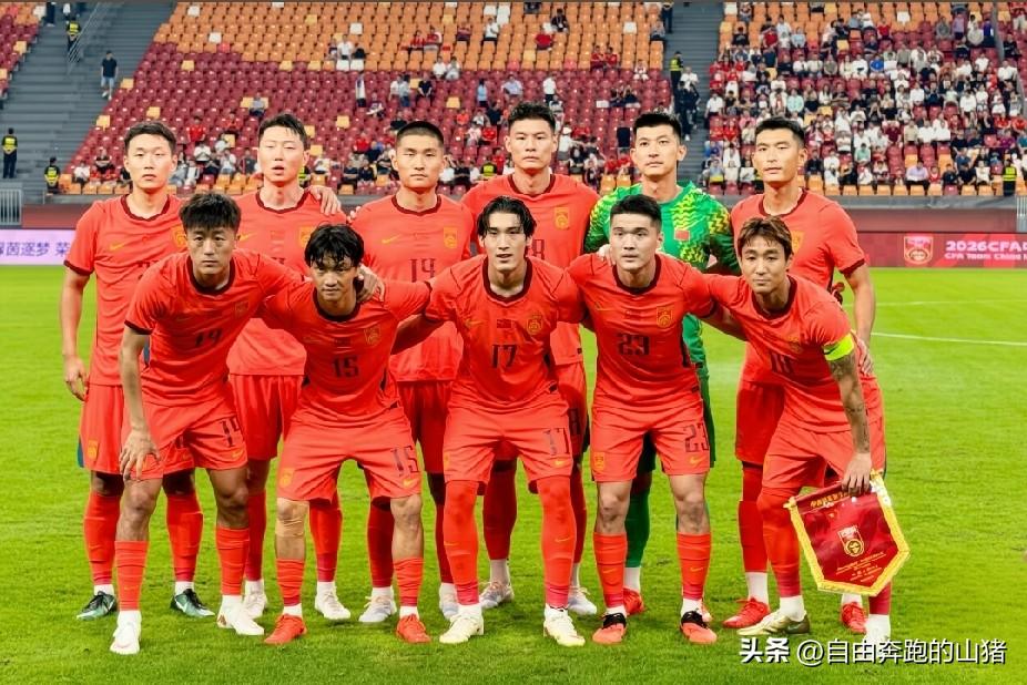 本次重庆四国邀请赛，足协没让国内主裁判球场执法，而是让外籍国际裁判球场吹罚，这个