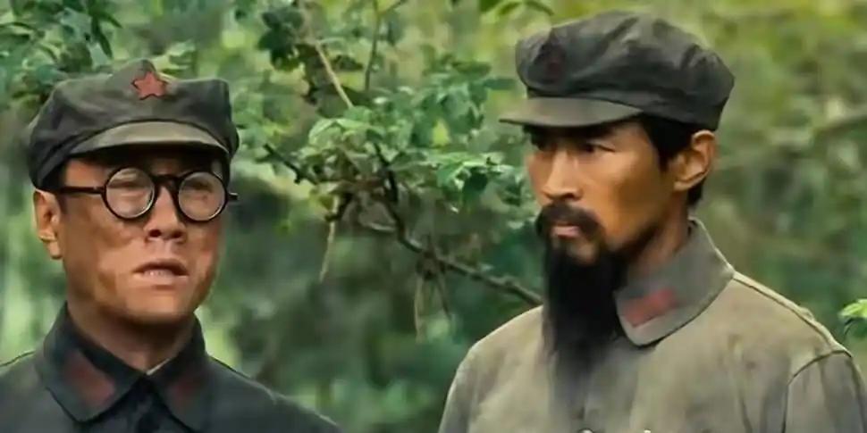 历史课本鲜少提及：遵义会议后，博古仅卸任中央最高领导职务，并未退出革命；他此后仍