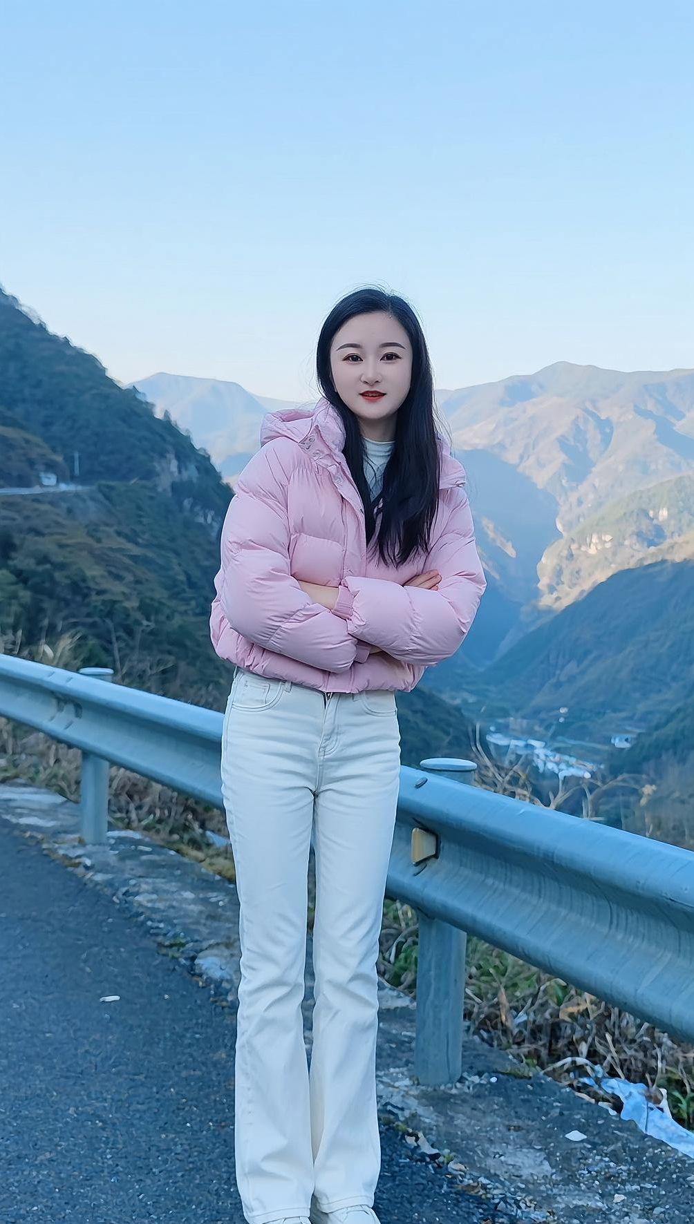风里雨里奔忙，只为碎银几两，耗尽半生模样