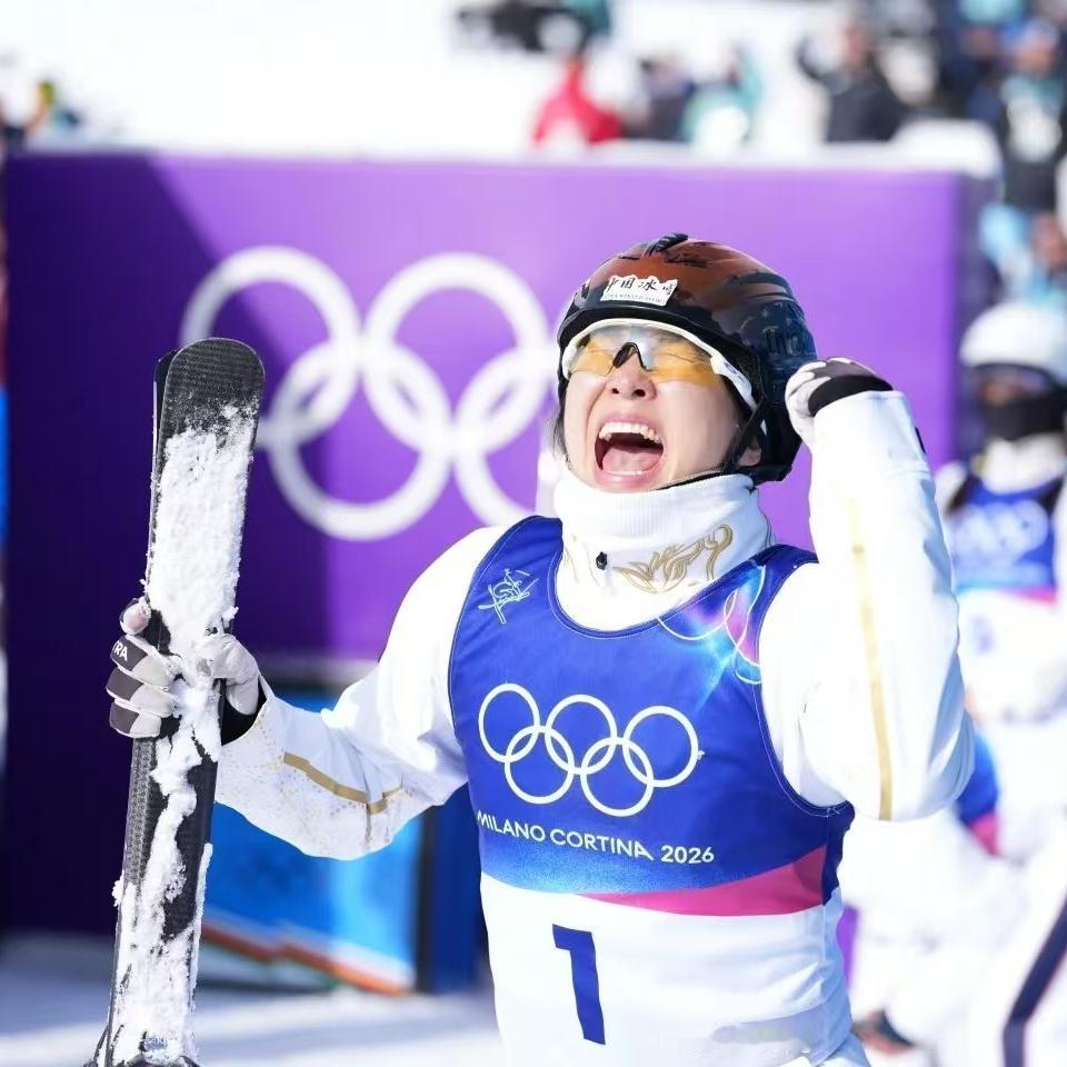 我有预感，
沈阳体育学院的招生稳了，
不是他们提前挑好了苗子，而是他们广告都不需