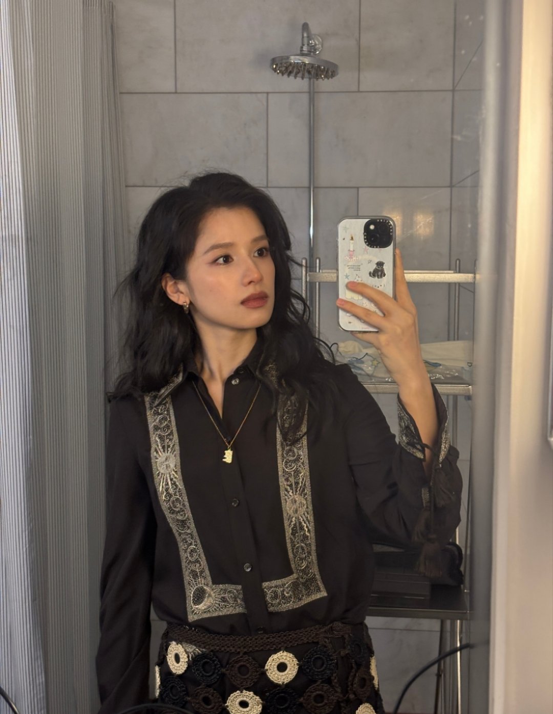 张婧仪小张分享最近最喜欢的一首歌好不好！多多营业！ 