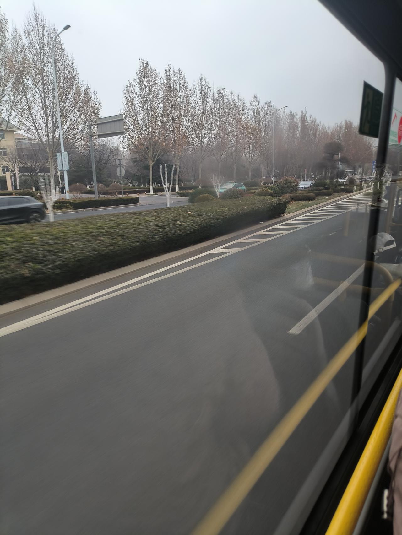 山东淄博的轨道交通。到底还能不能变成现实？
每年都还在继续规划。而20年前新区刚